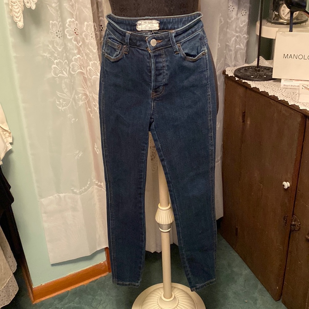 Free People Dark Wash Stretch Denim Skinny Jeans Sz 25